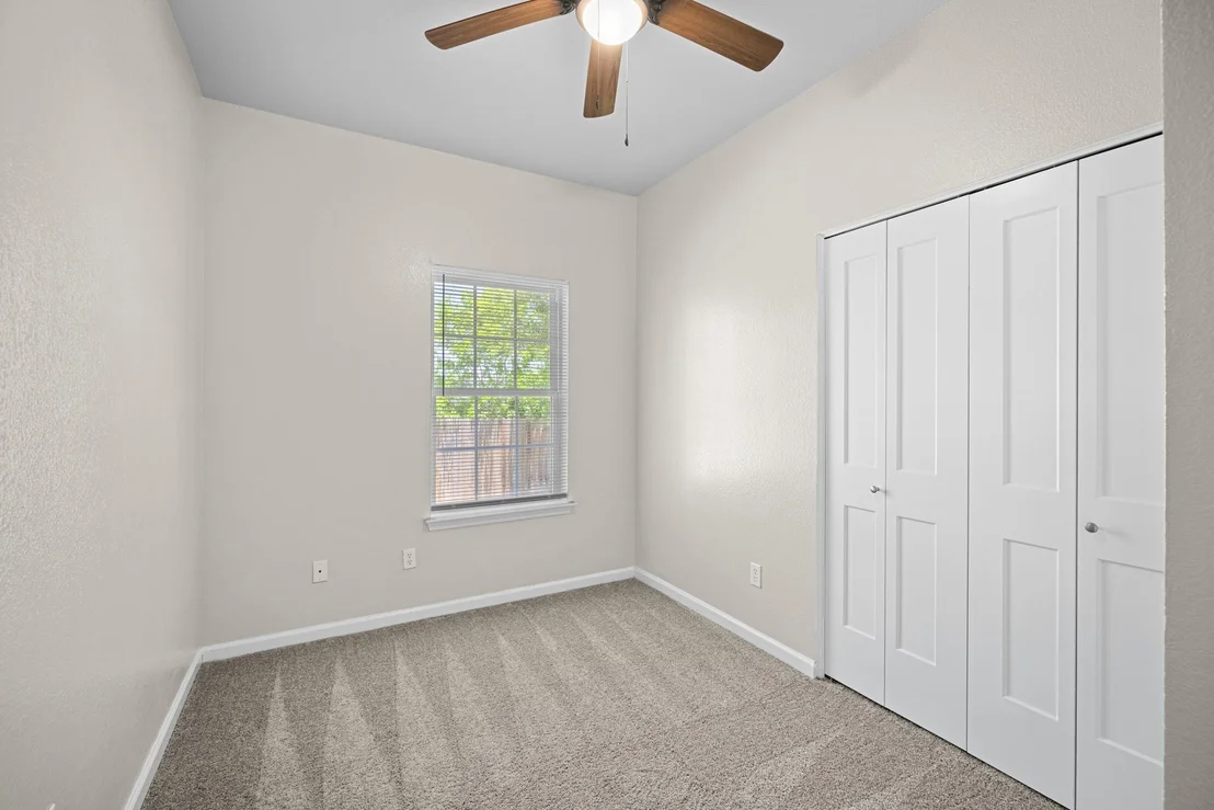 Photo of 837 Eagles WAY