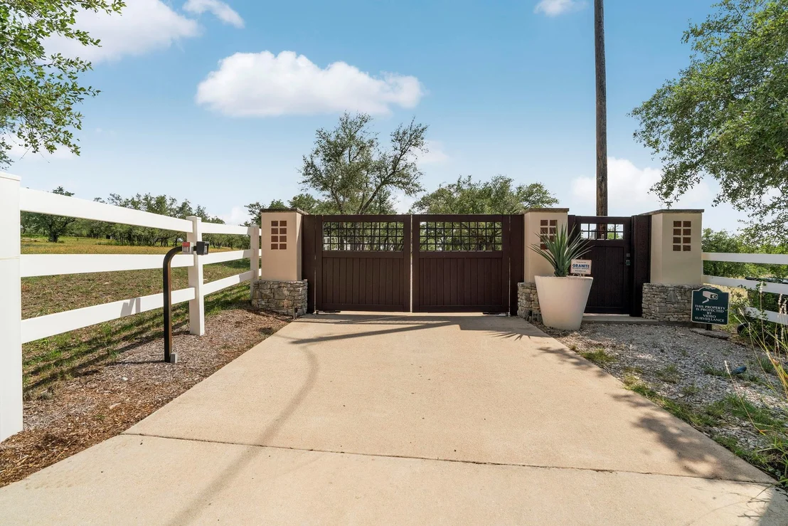Photo of 21311 Hamilton Pool RD