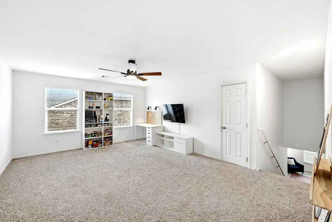 Photo of 184 Coral Stone TRL