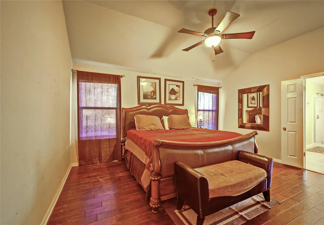 Photo of 900 Spring Hollow DR