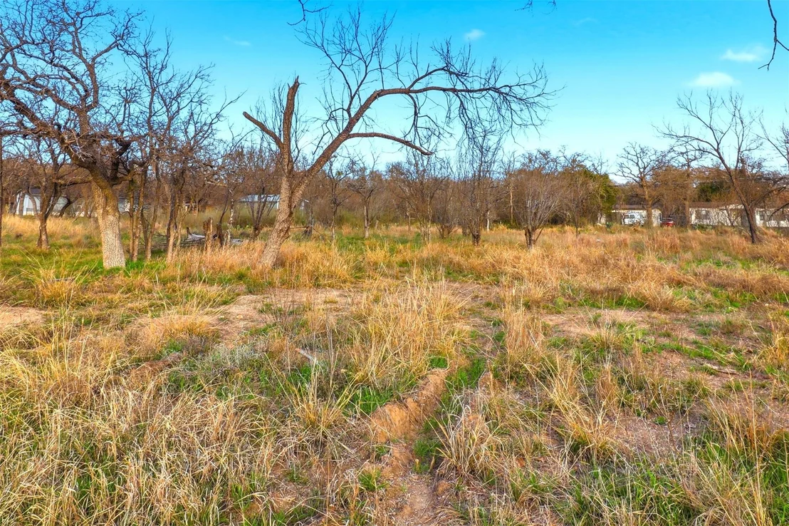 Photo of 1304 Shady Forest DR