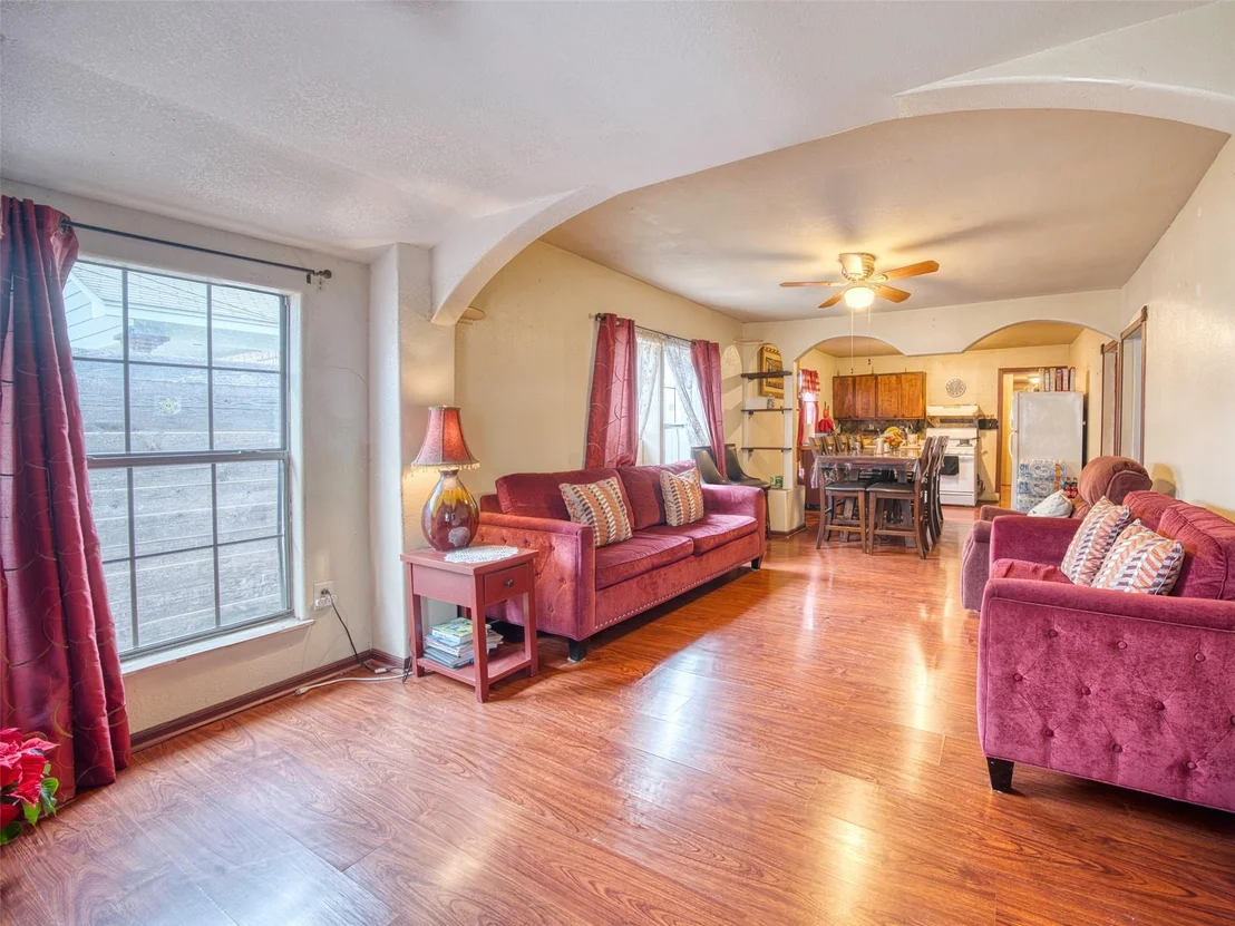 Photo of 2900 Castro ST