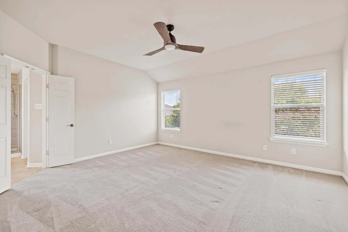 Photo of 1115 Henderson DR