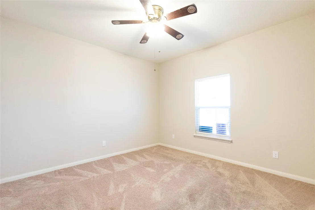 Photo of 1458 Violet LN