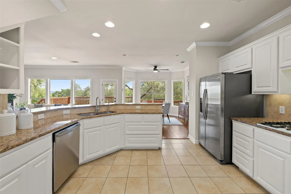 Photo of 604 N River Hills RD