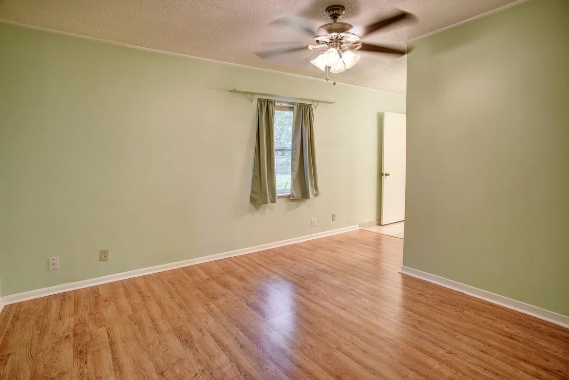 Photo of 204 Maynard ST