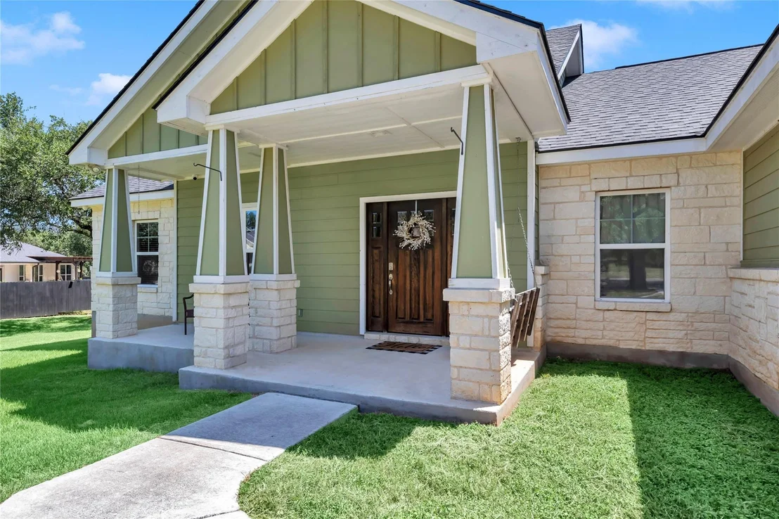 Photo of 113 Winding Oak DR