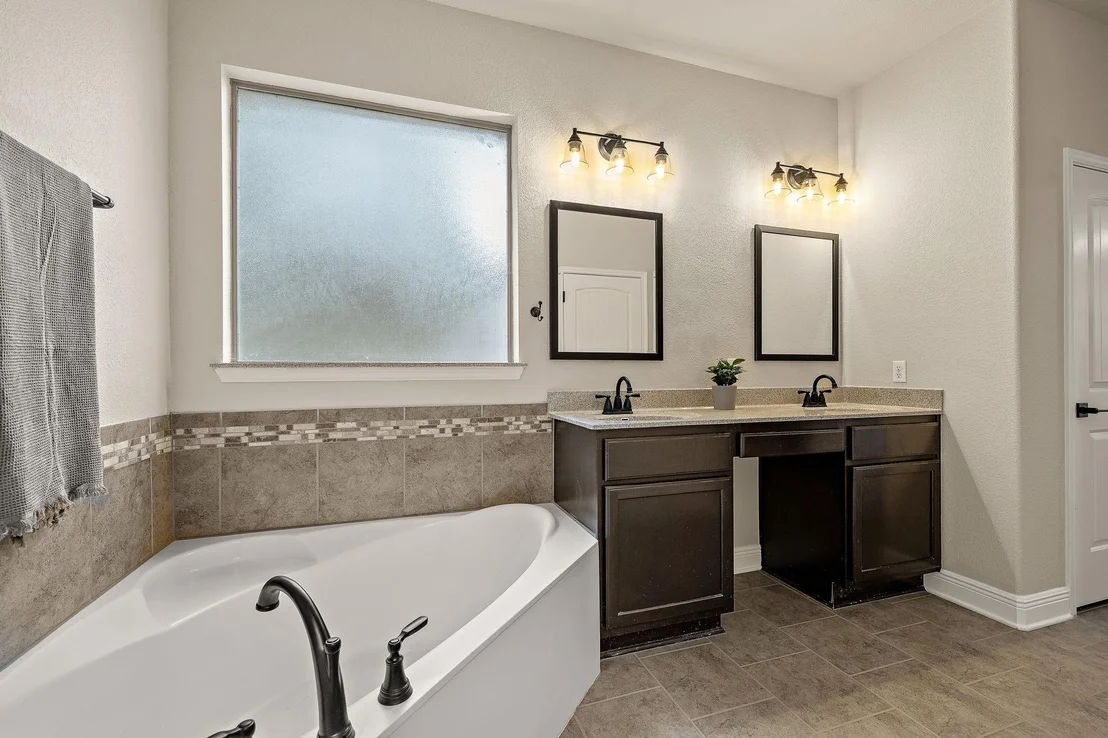 Photo of 805 Walsh Hill TRL