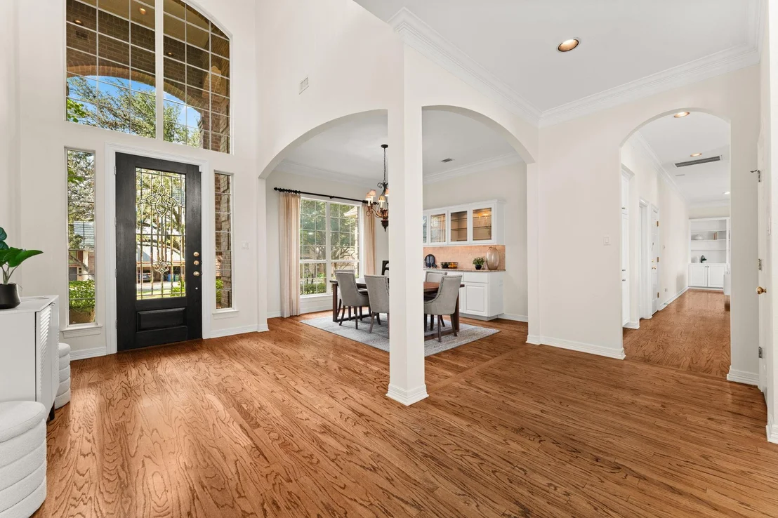 Photo of 2717 Bartons Bluff LN