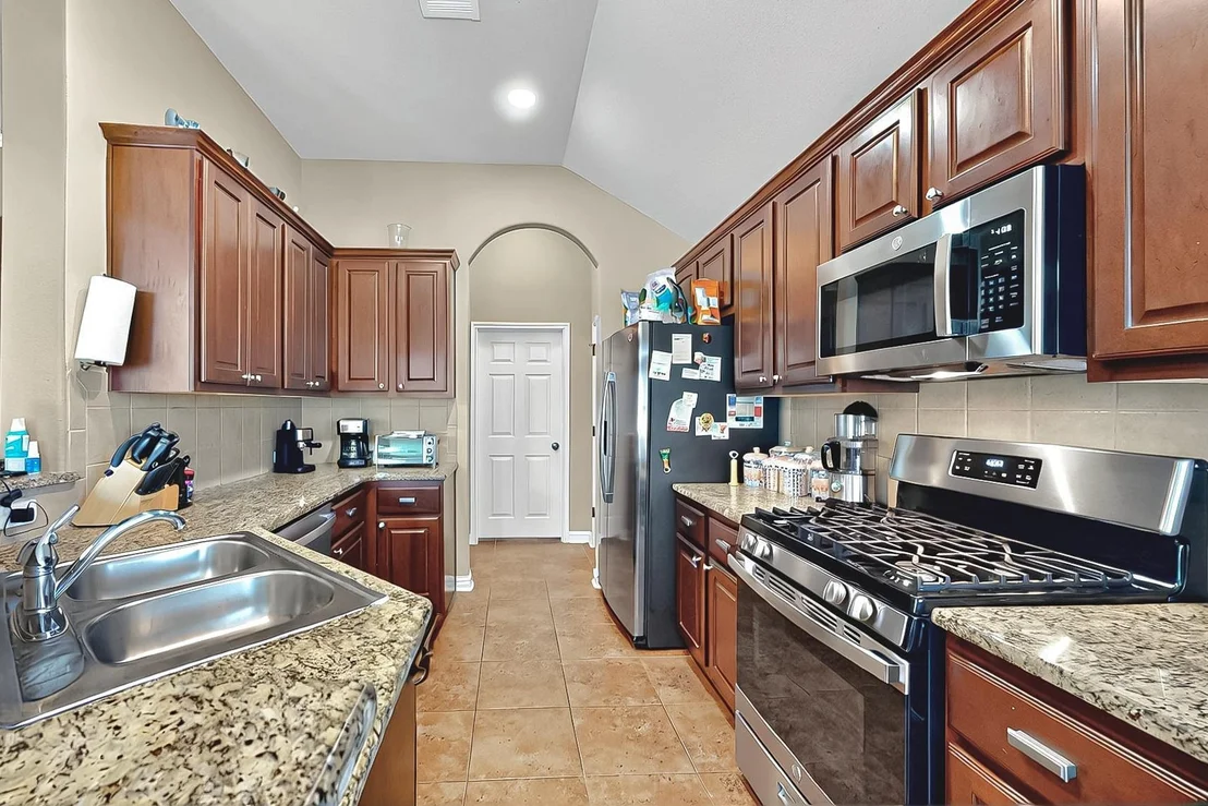 Photo of 320 Atlanta Park DR