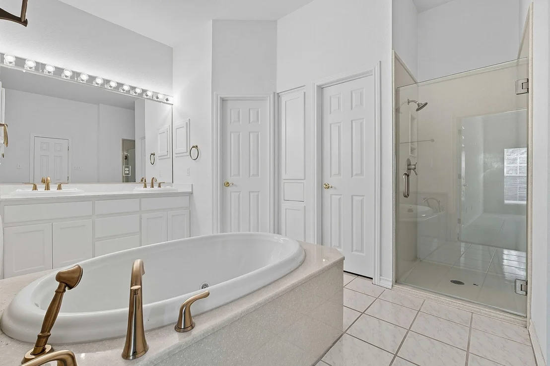 Photo of 700 Barrett LN