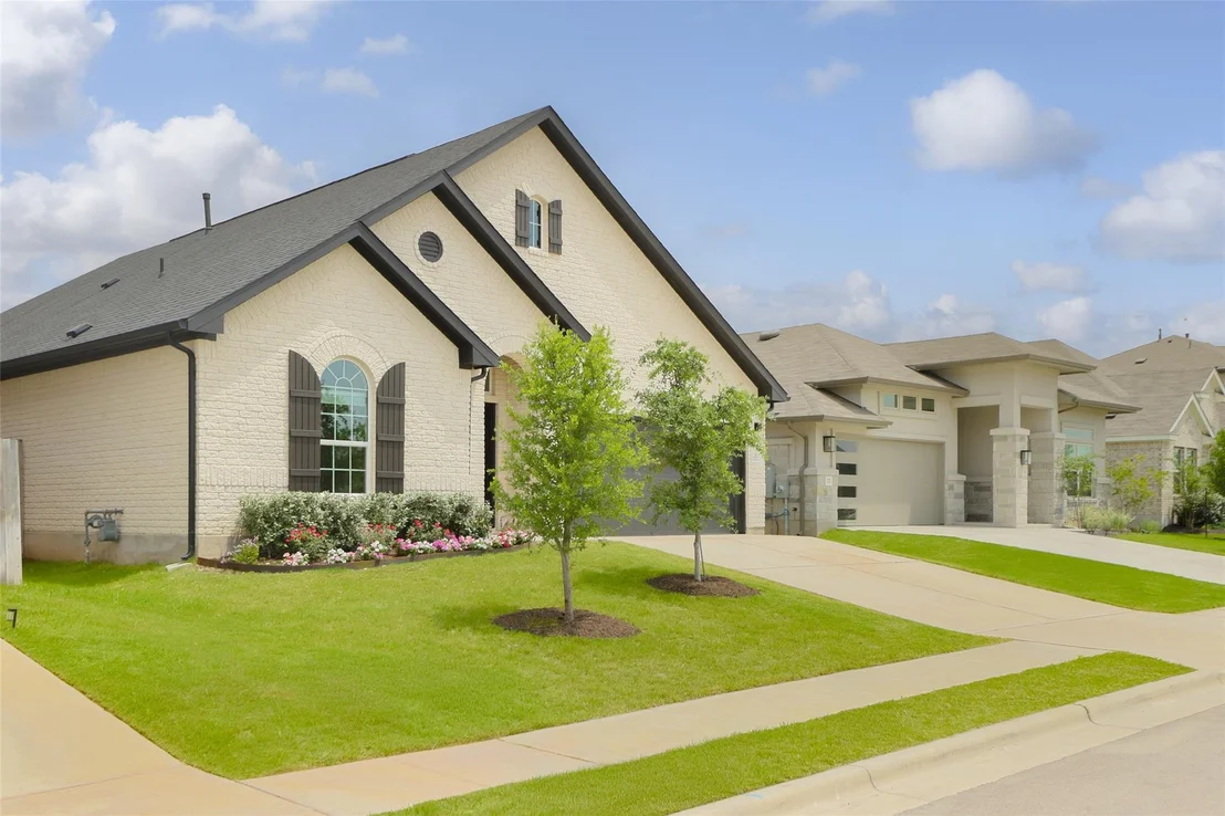 Photo of 717 Sugar Cane RD