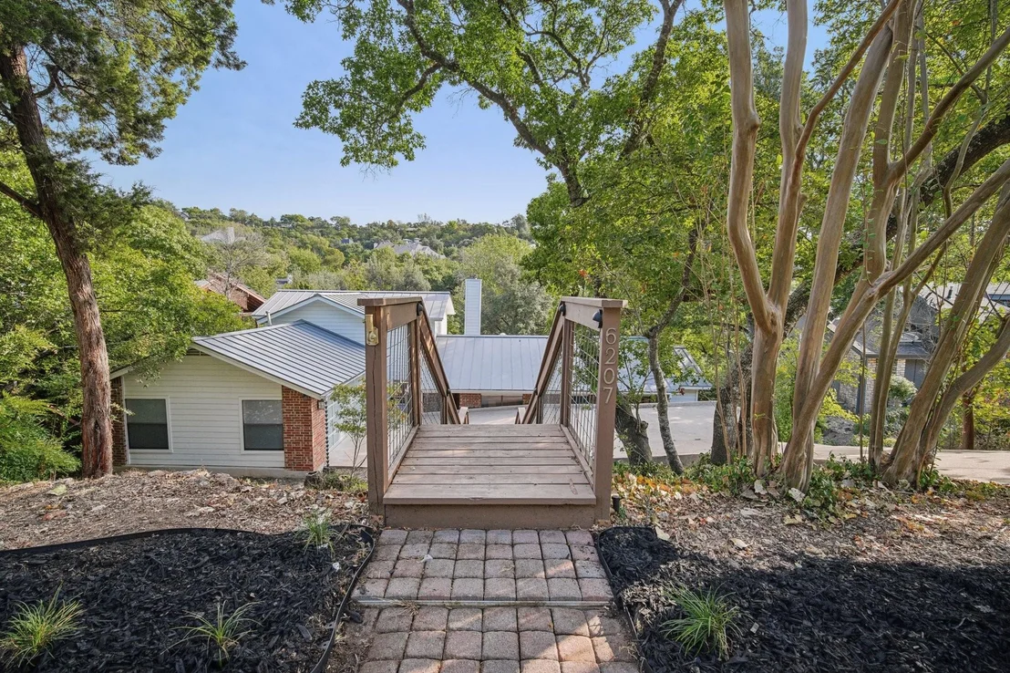 Photo of 6207 Bon Terra DR