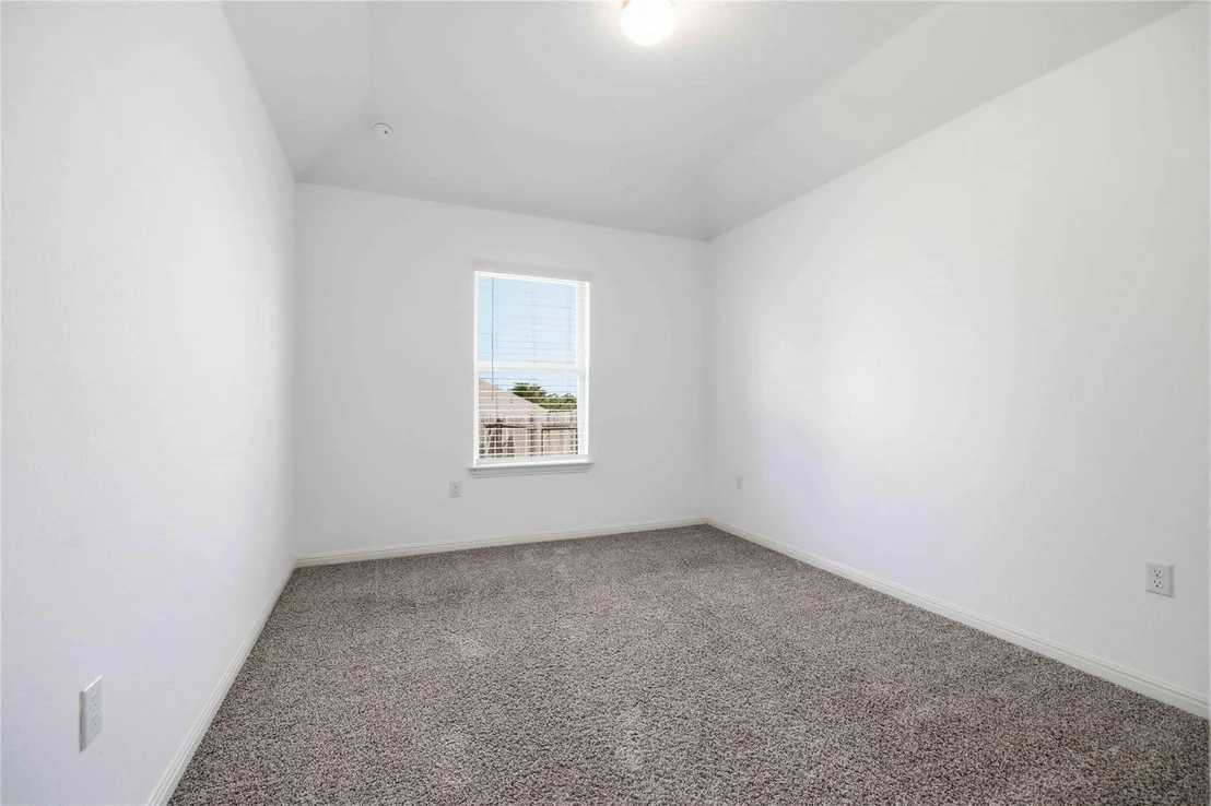 Photo of 707 Allende BND