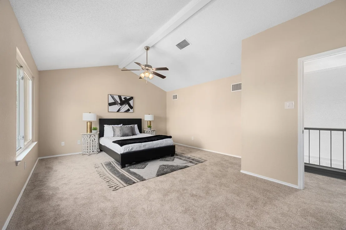 Photo of 8601 Verona TRL