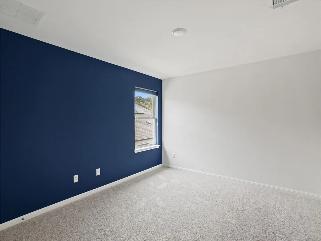 Photo of 1328 Brescia WALK