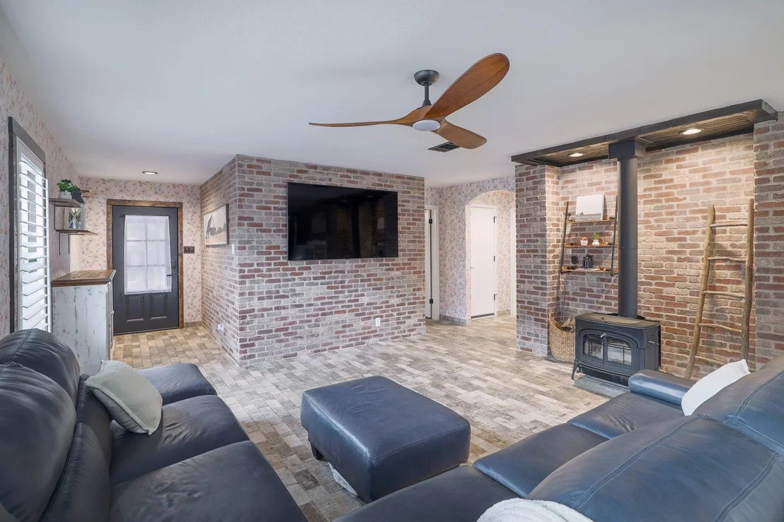 Photo of 1807 Lloydminister WAY