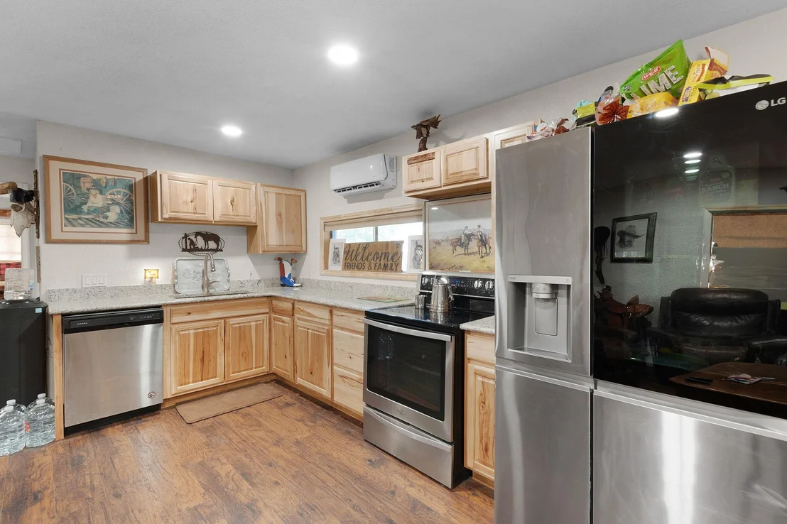 Photo of 817 Ridgeway