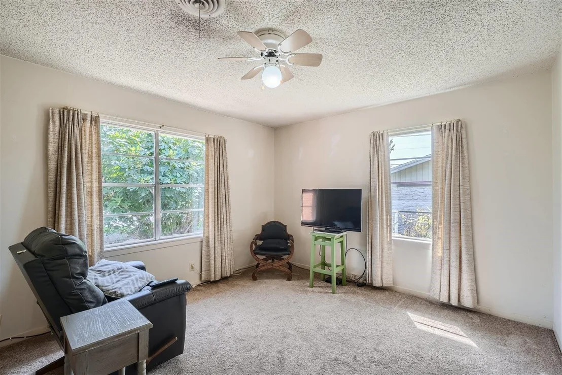 Photo of 2003 Mimosa DR