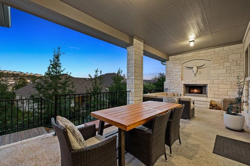 Photo of 413 Sitlington LN