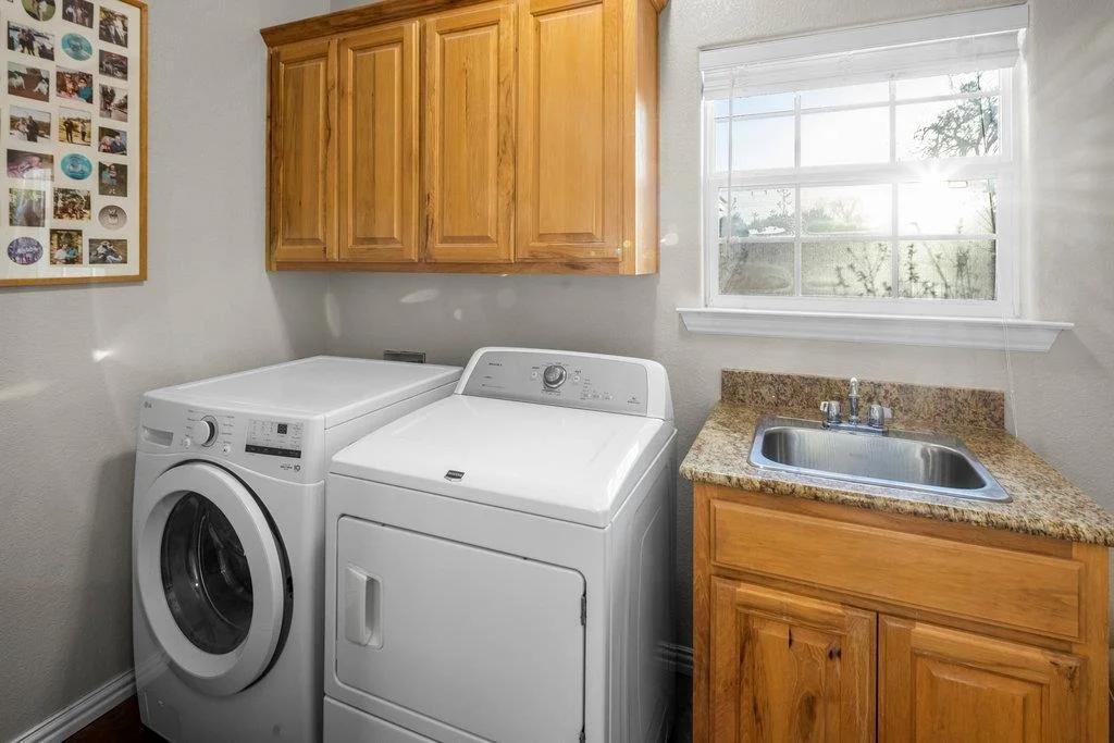 Photo of 1209 Shady Oaks