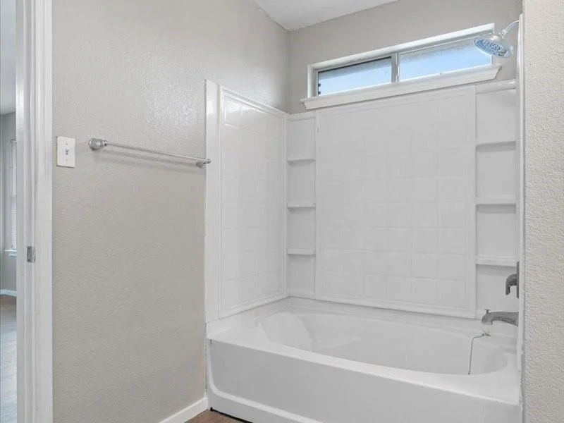 Photo of 204 Herrera TRL