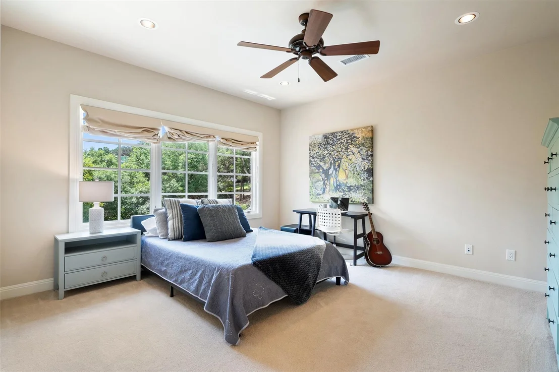 Photo of 6712 Valburn DR