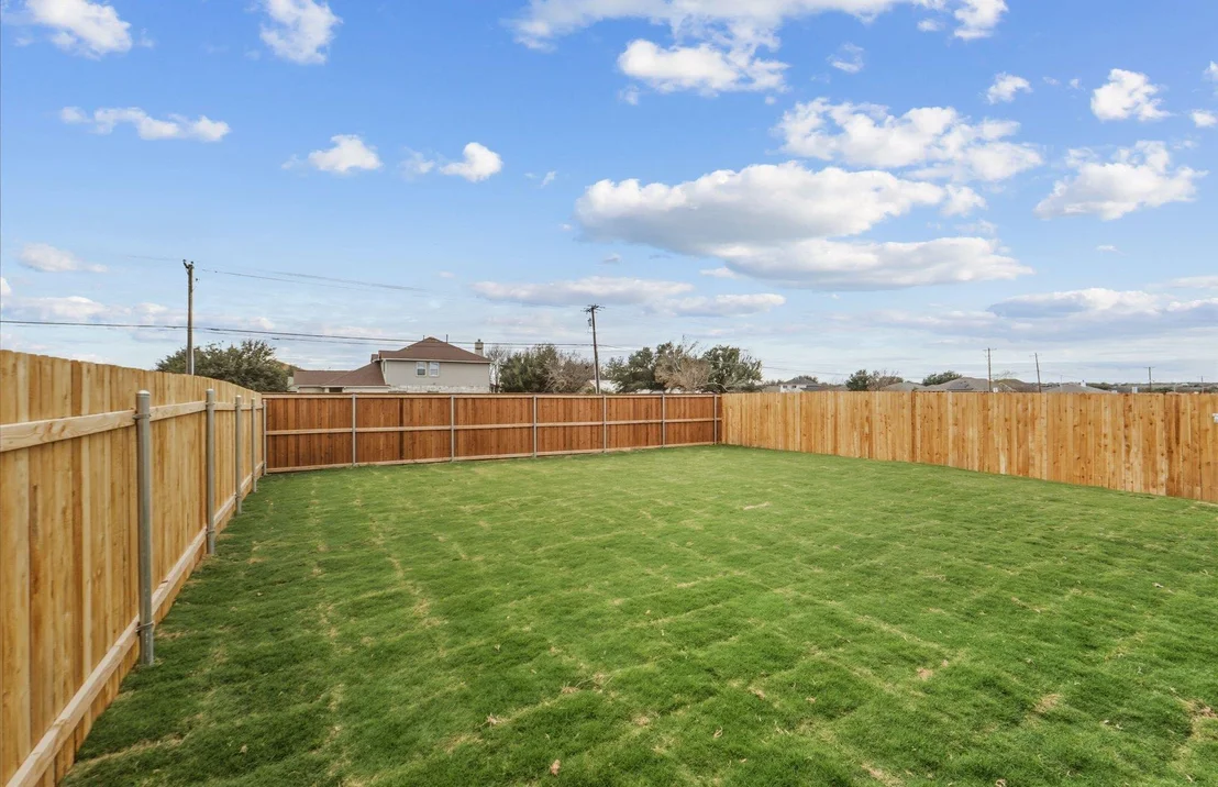 Photo of 341 Sullivan WAY