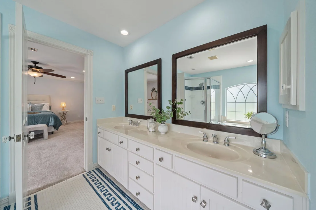Photo of 10809 Range View DR