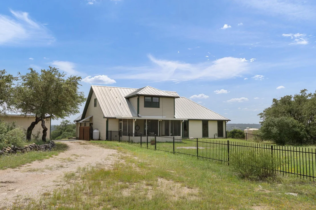 Photo of 544 River View DR