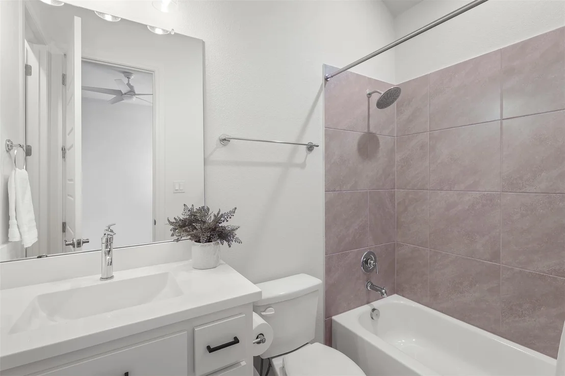 Photo of 299 Peakside CIR