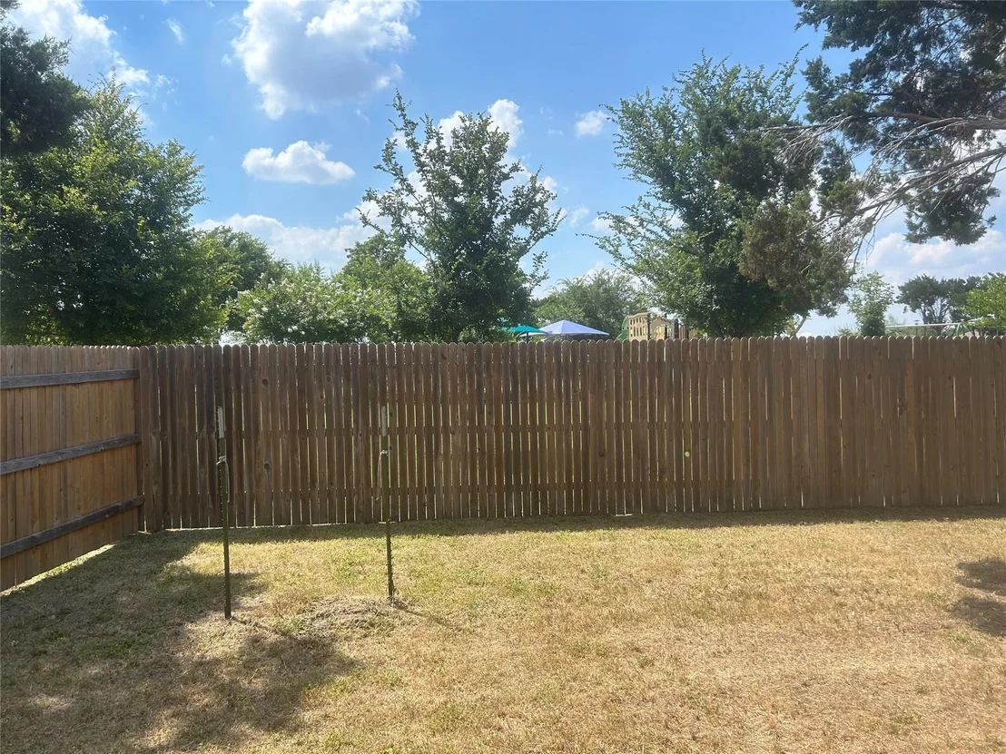 Photo of 3501 Blazeby DR