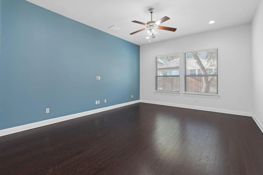 Photo of 903 Copper Lake RD