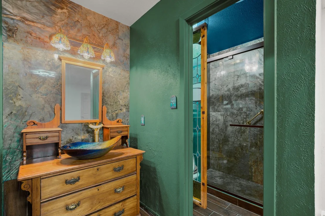 Photo of 211 Woodmont DR