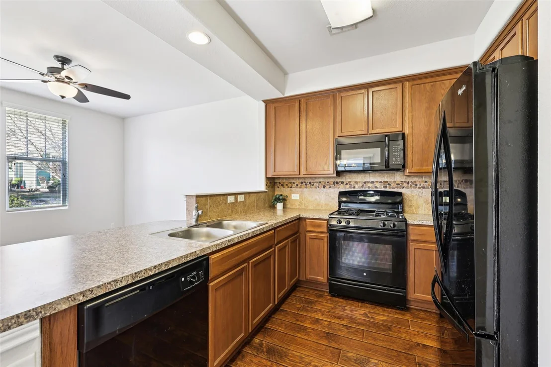 Photo of 1524 Sanders