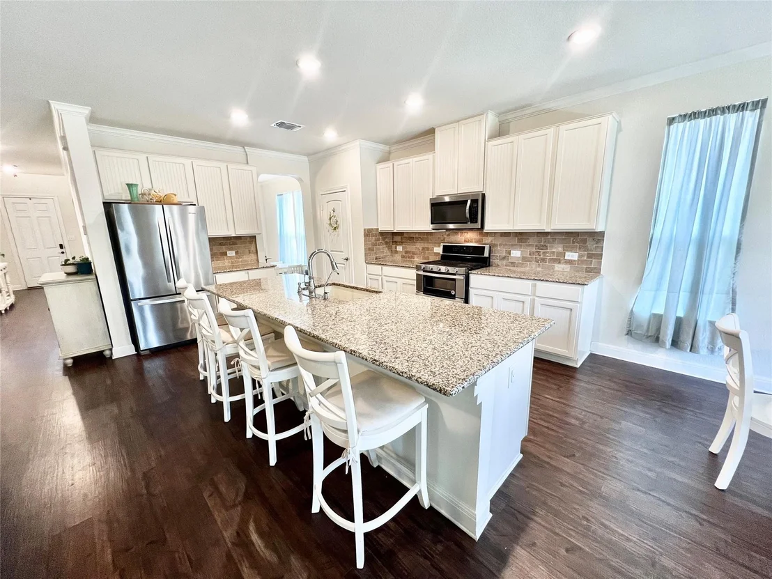 Photo of 504 Sheepshank DR