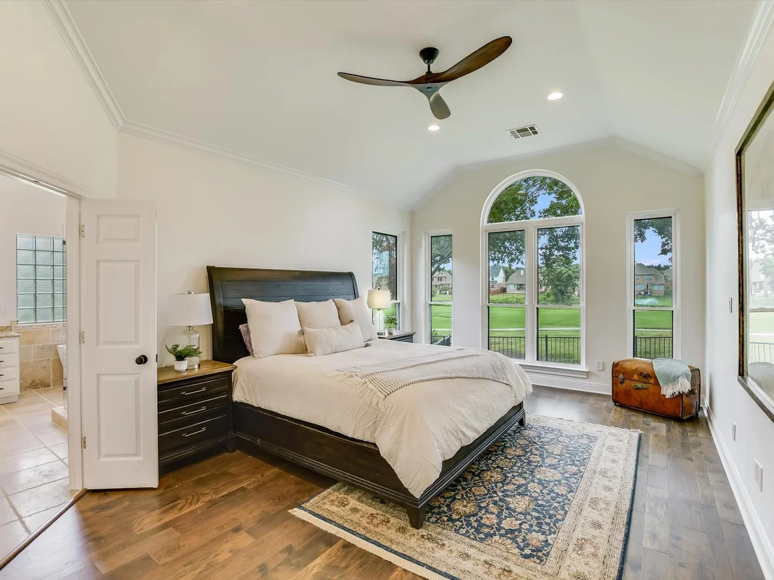Photo of 2222 Hamlet CIR