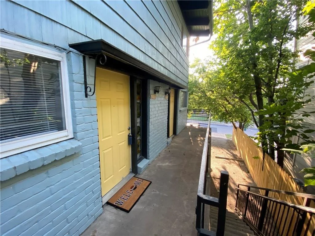 Photo of Unit 102 at 2413 Leon ST