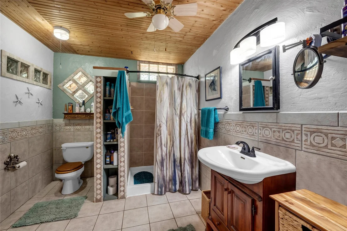 Photo of 23024 Round Mountain CIR