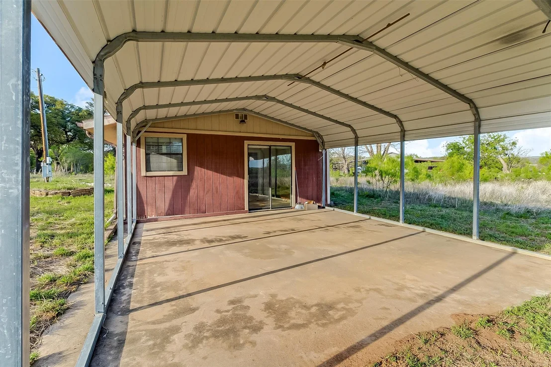 Photo of 950 County Road 221