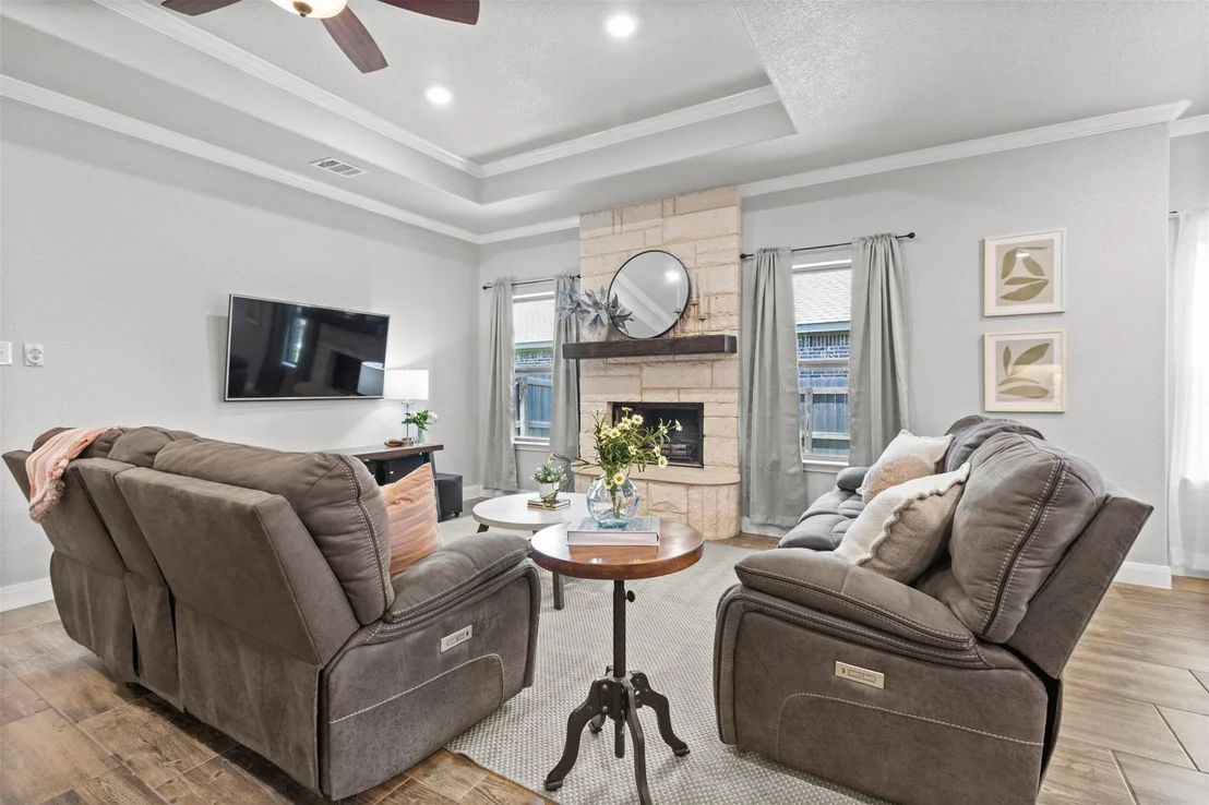 Photo of 7516 Hardin DR