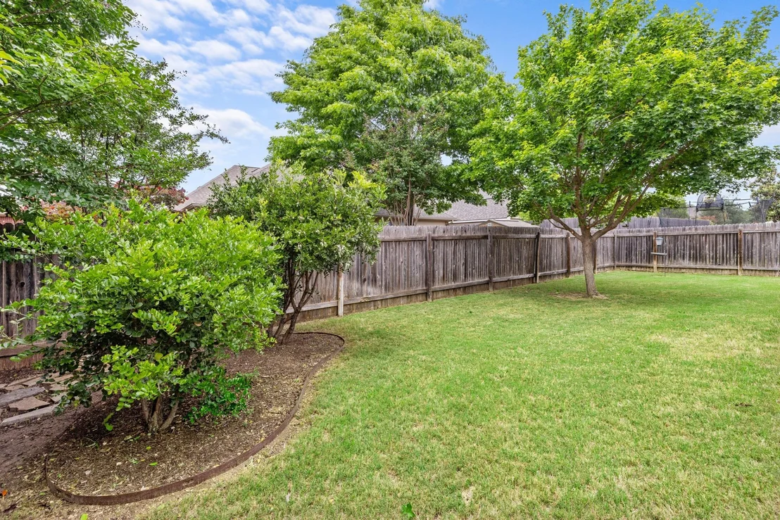 Photo of 921 Tabernash DR