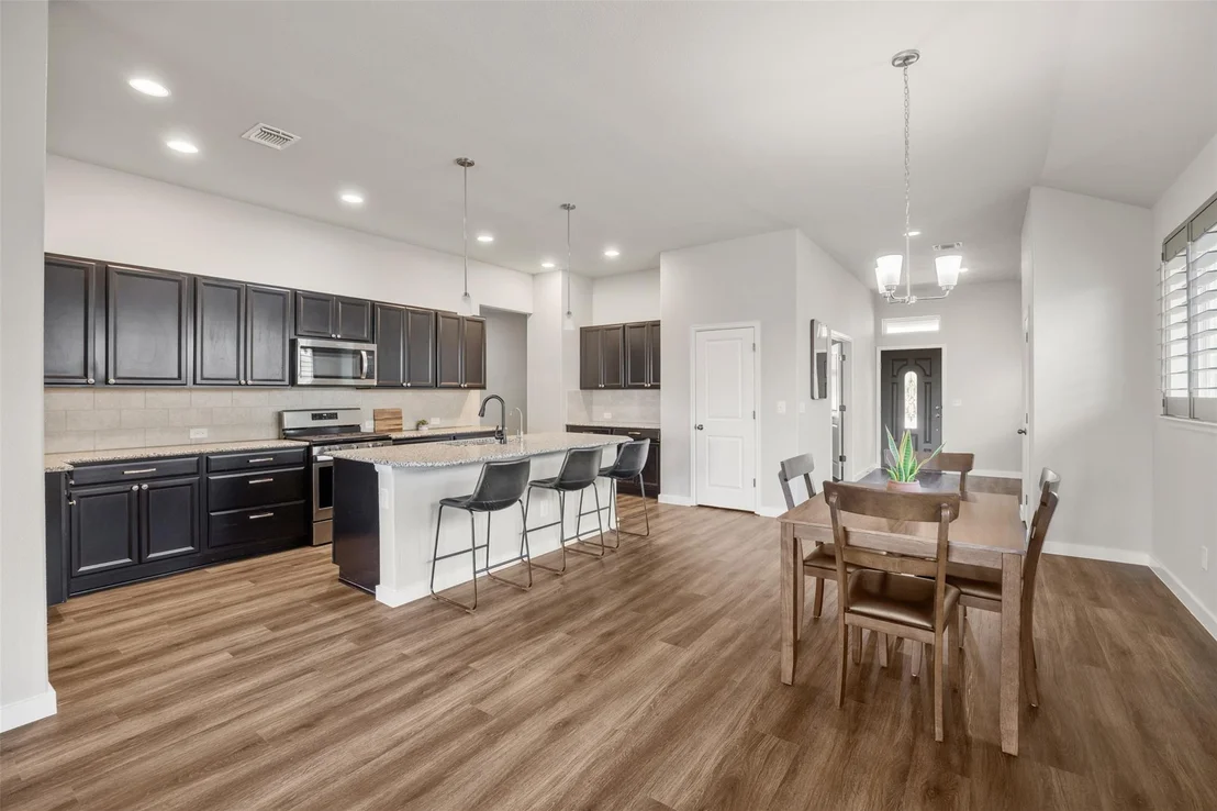 Photo of 721 Bridgestone WAY