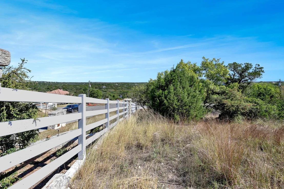 Photo of 1500 Kemp Hills DR
