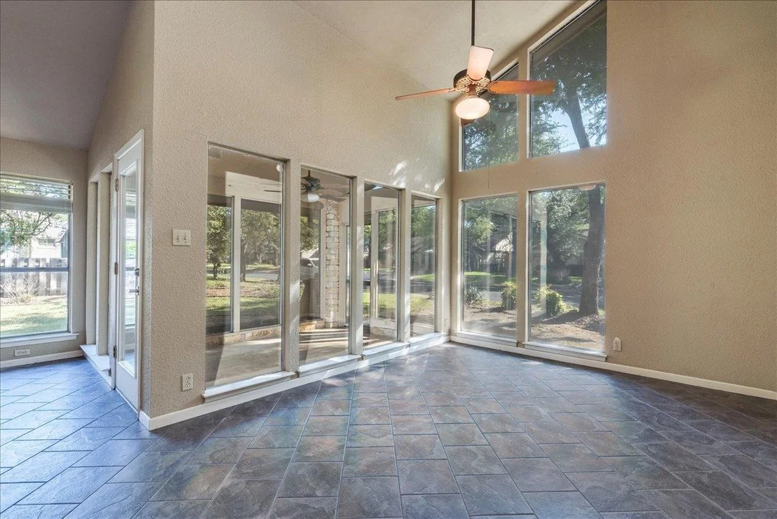 Photo of 7300 Tanbark CV