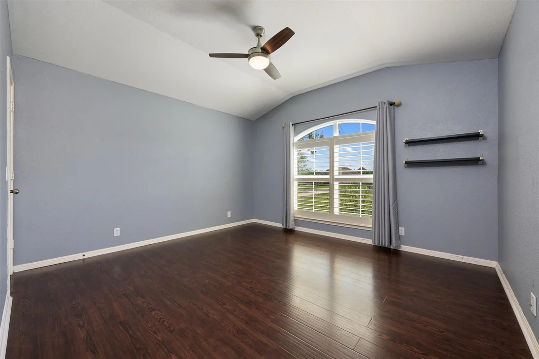 Photo of 212 Bronco BLVD