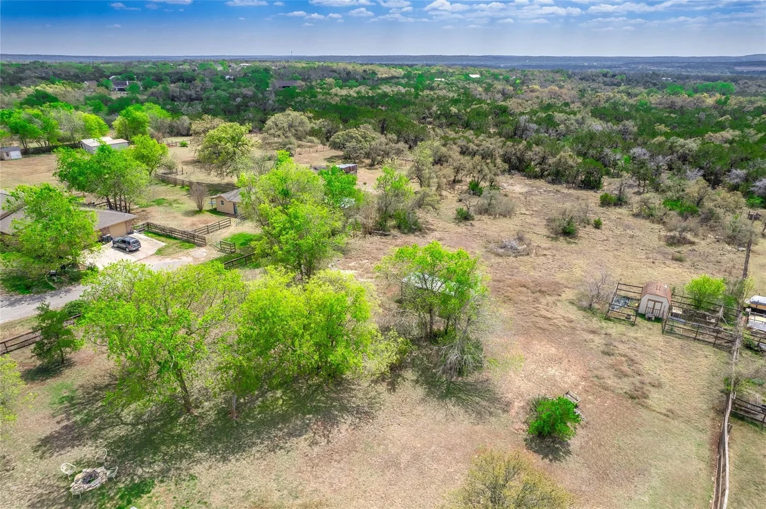 Photo of 718 Post Oak DR