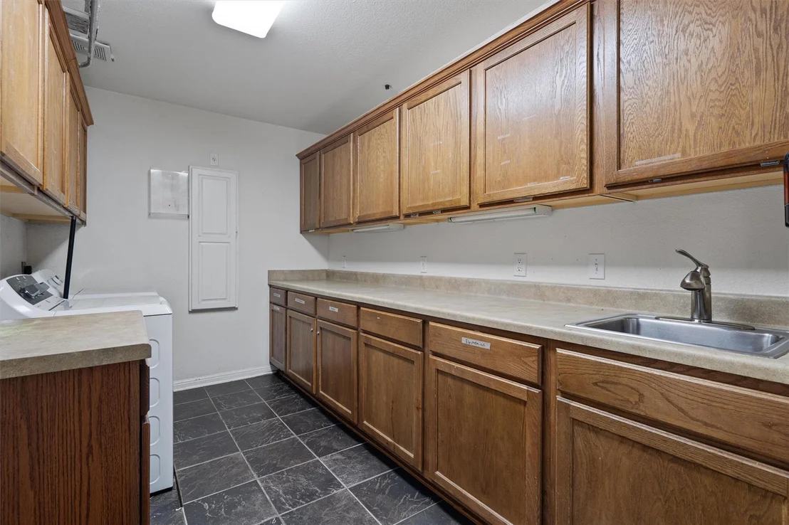 Photo of 1213 Justin LN