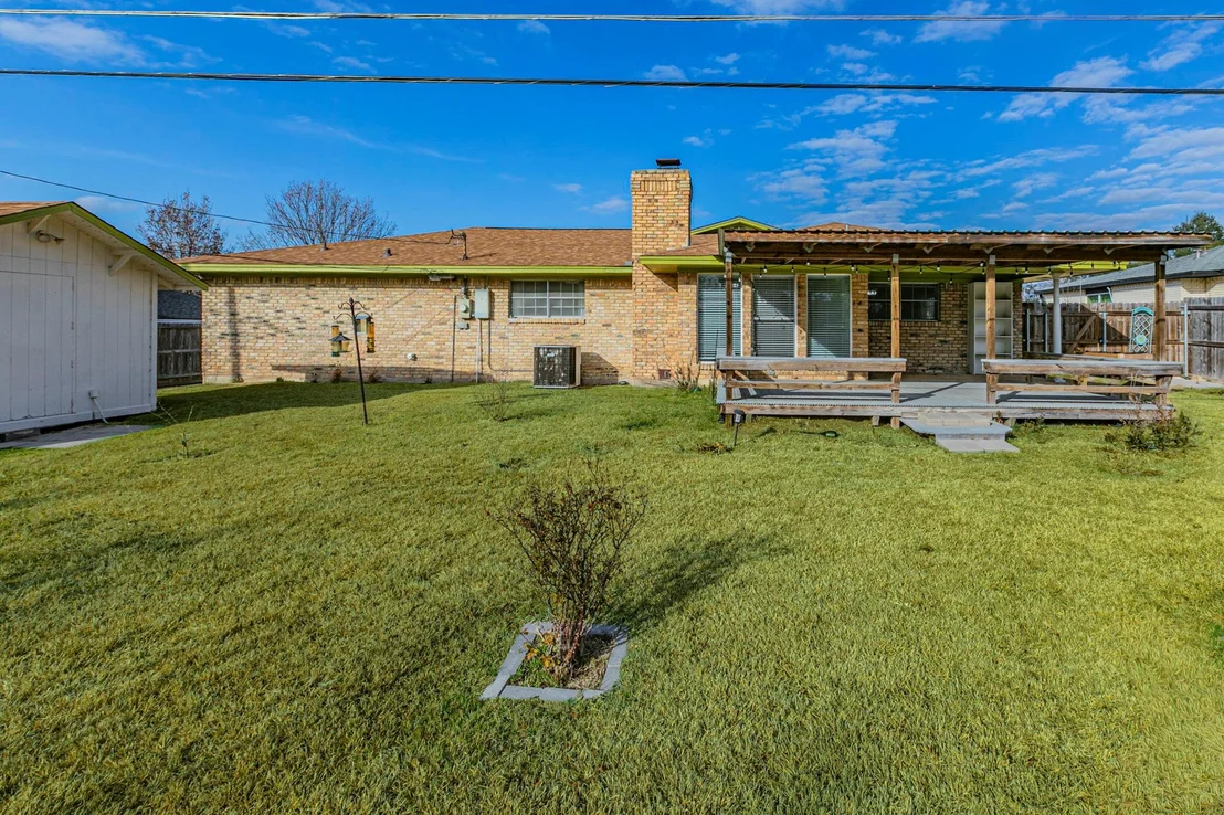 Photo of 3409 Hemlock BLVD