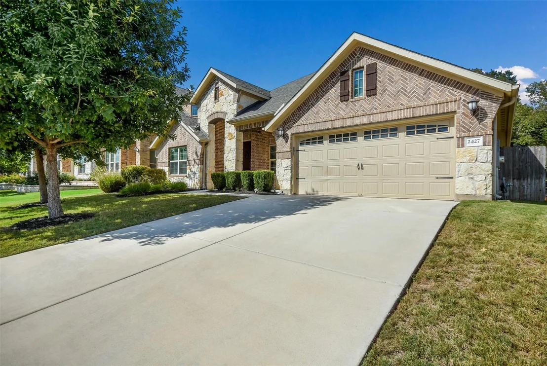 Photo of 2427 Centennial LOOP